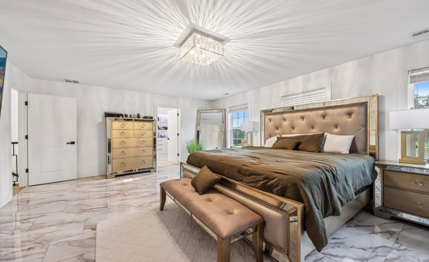 33-web-or-mls-E 130th Ln-S2206-033