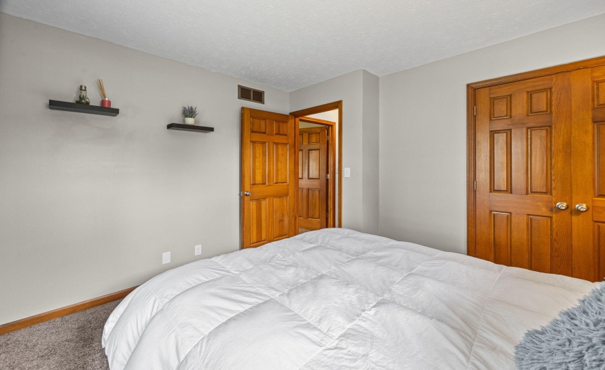 8-web-or-mls-201heritage-25