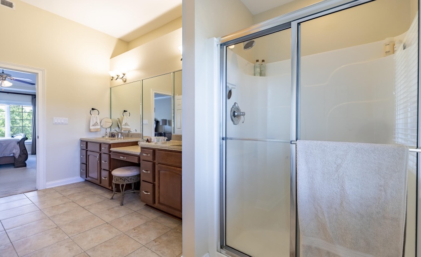 930 Stonebridge Dr-60