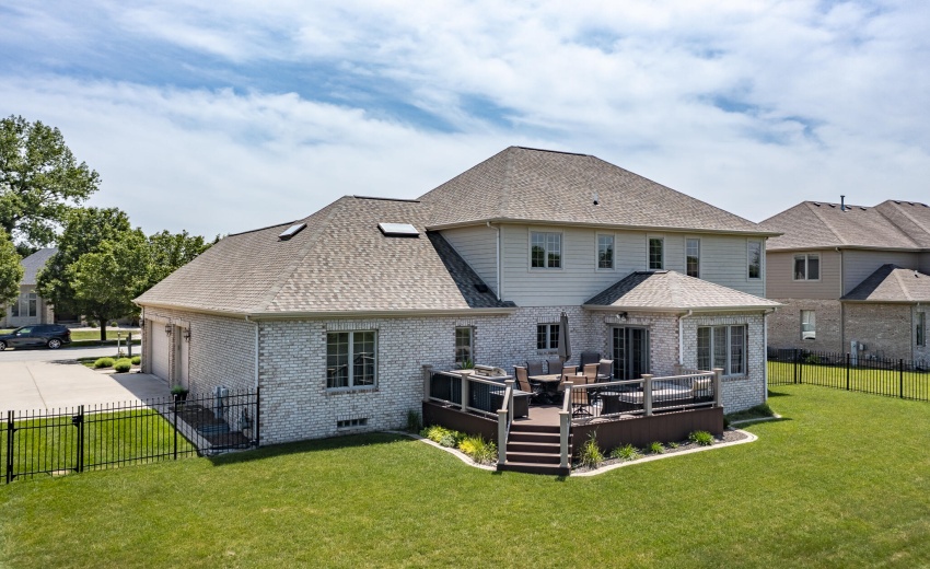 930 Stonebridge Dr-7