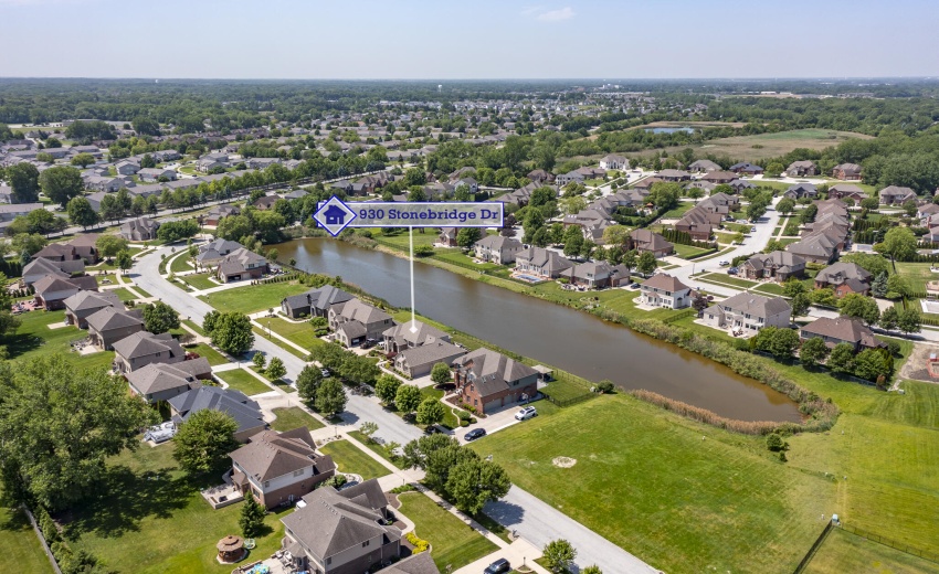 930 Stonebridge Dr-11