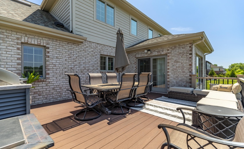 930 Stonebridge Dr-71