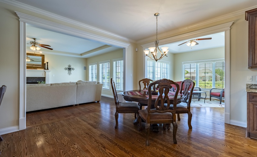930 Stonebridge Dr-31