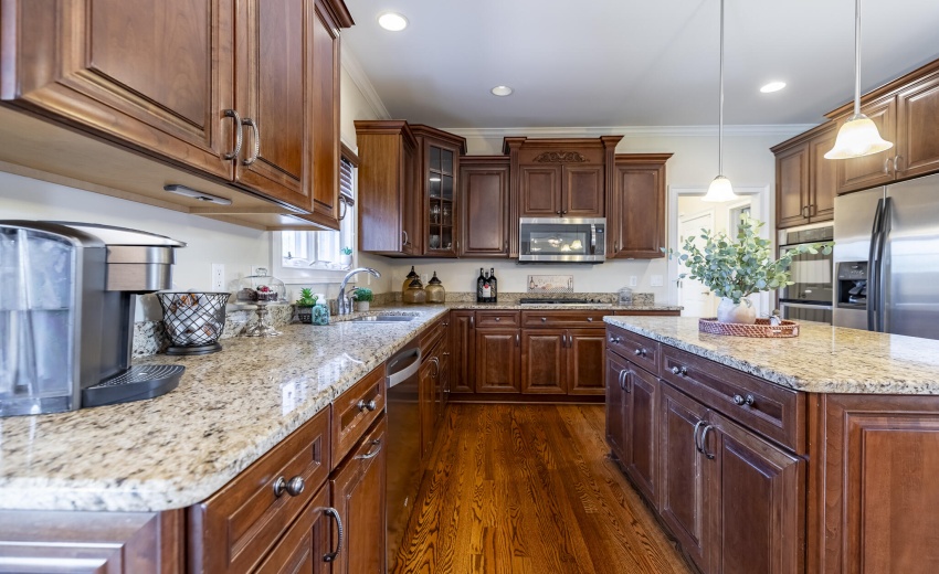 930 Stonebridge Dr-41