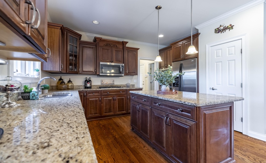 930 Stonebridge Dr-42