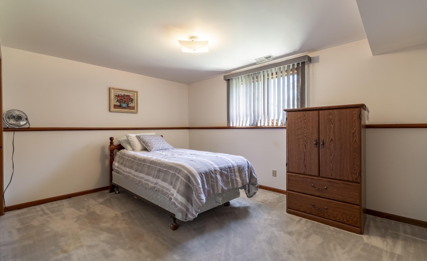 1534 Poplar Ln-34
