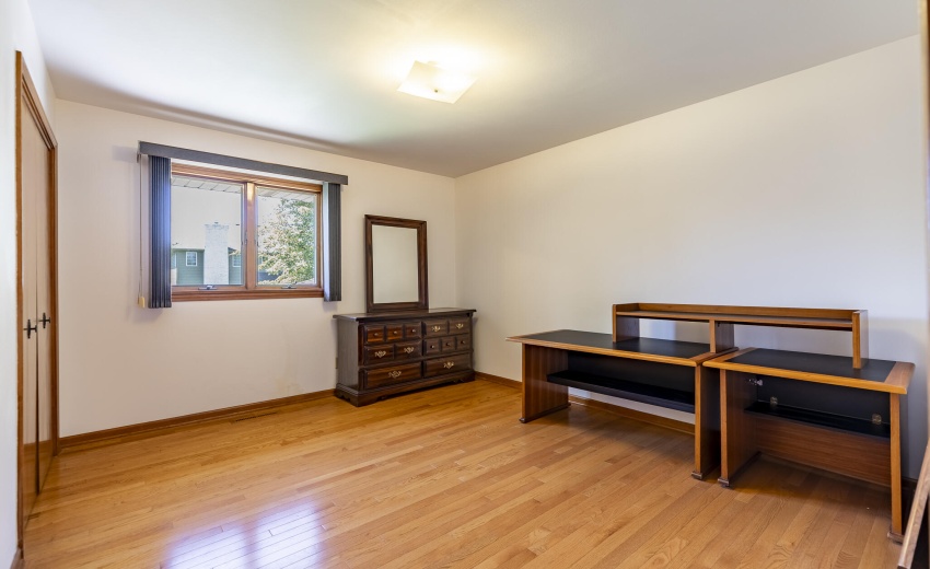 1534 Poplar Ln-30
