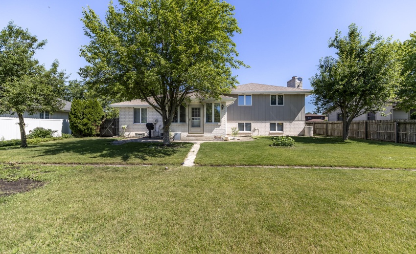 1534 Poplar Ln-8