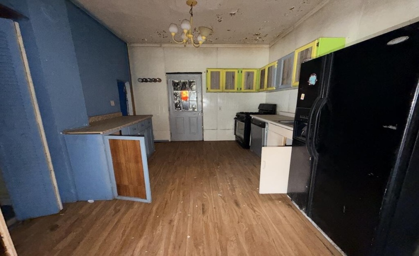 kitchen full