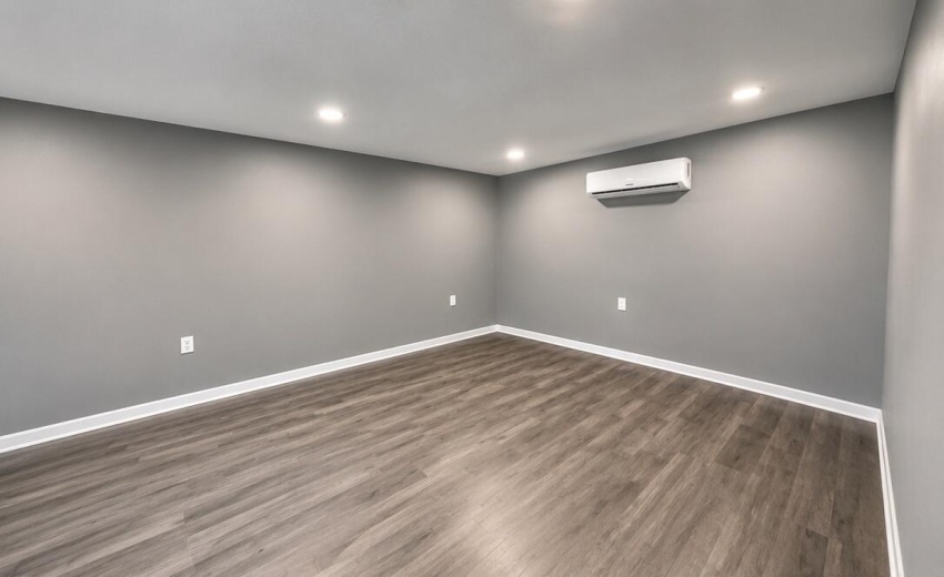 3011-franklin-ave-gym1