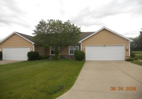 10597 Maine Drive, Crown Point, Indiana, 3 Bedrooms Bedrooms, 8 Rooms Rooms,2 BathroomsBathrooms,Residential,For Sale,Maine,NRA841221
