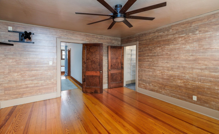 119 N Newton Goodland-31