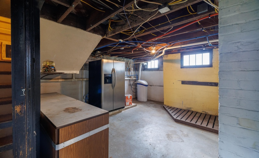 119 N Newton Goodland-35