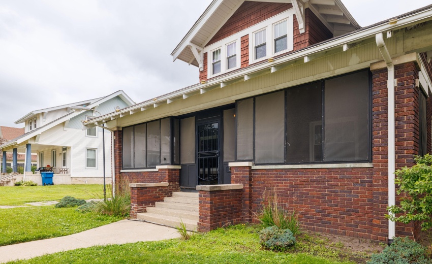 119 N Newton Goodland-7