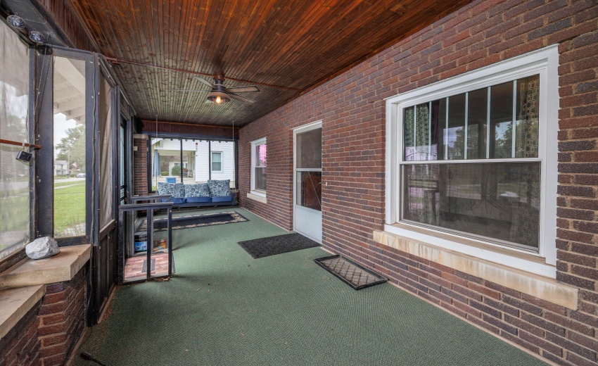 119 N Newton Goodland-8
