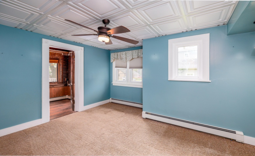 119 N Newton Goodland-19