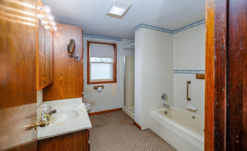 119 N Newton Goodland-16