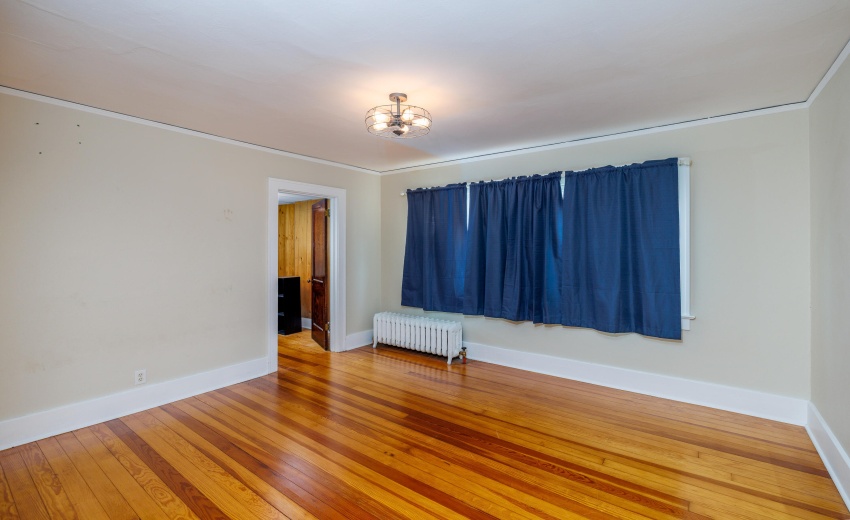 119 N Newton Goodland-27