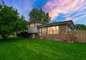 5272 Tulip Avenue, Portage, Indiana, 3 Bedrooms Bedrooms, 6 Rooms Rooms,2 BathroomsBathrooms,Residential,For Sale,Tulip,NRA841280