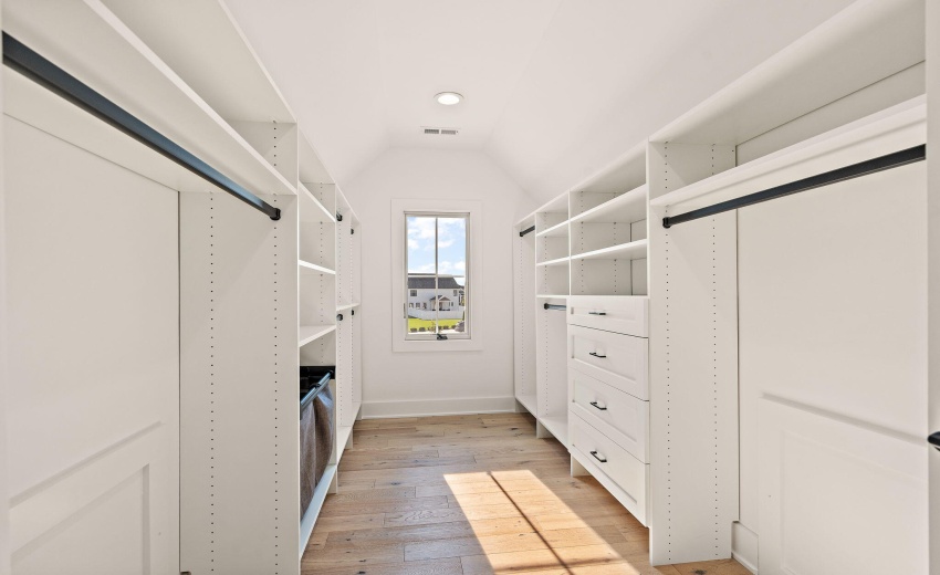 10059 Lilac Cove