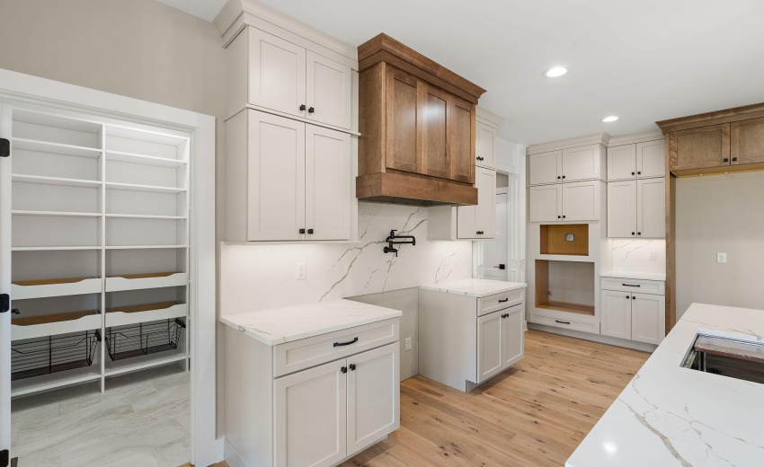 10059 Lilac Cove