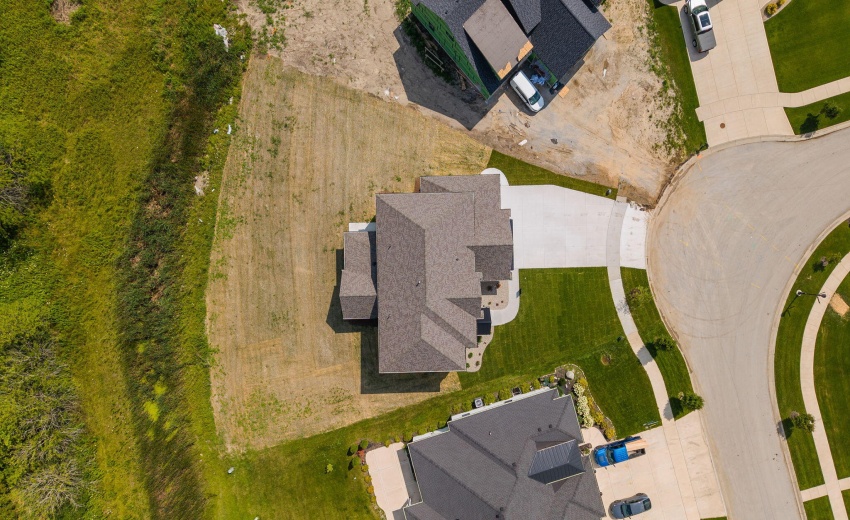 10059 Lilac Cove