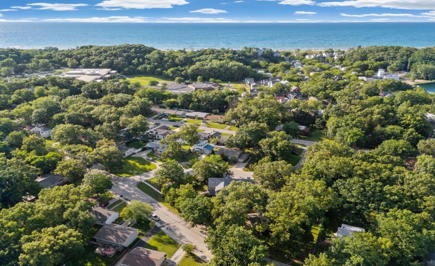 122 Carter (aerial) (MLS) (3)