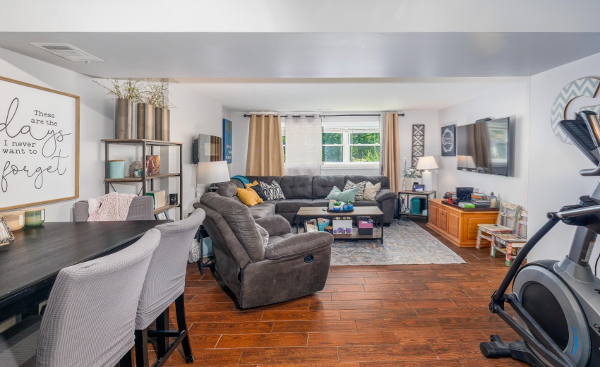 4289 Park Pl Crown Point-27