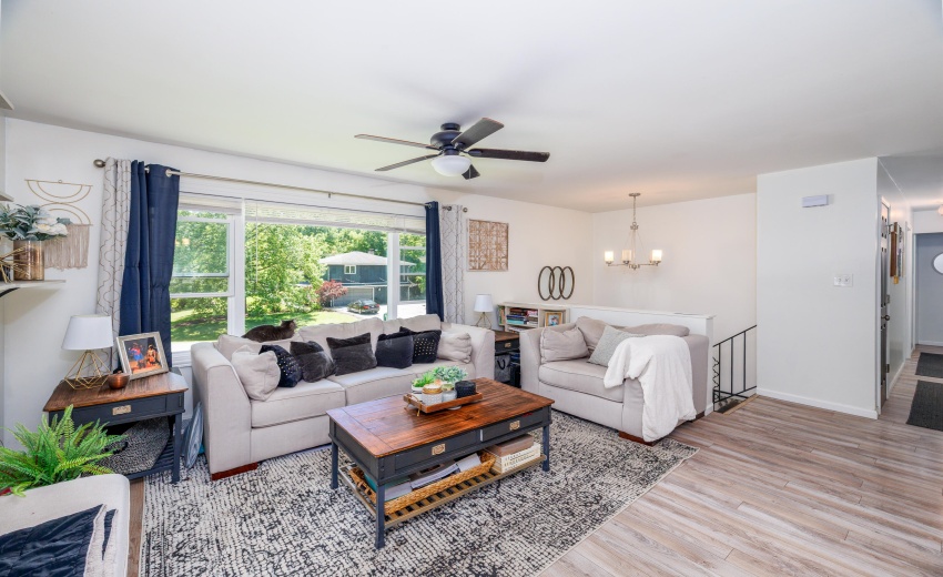4289 Park Pl Crown Point-12