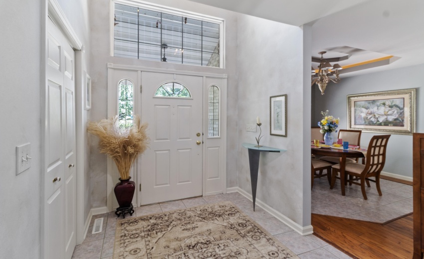 Light Filled Entry Foyer