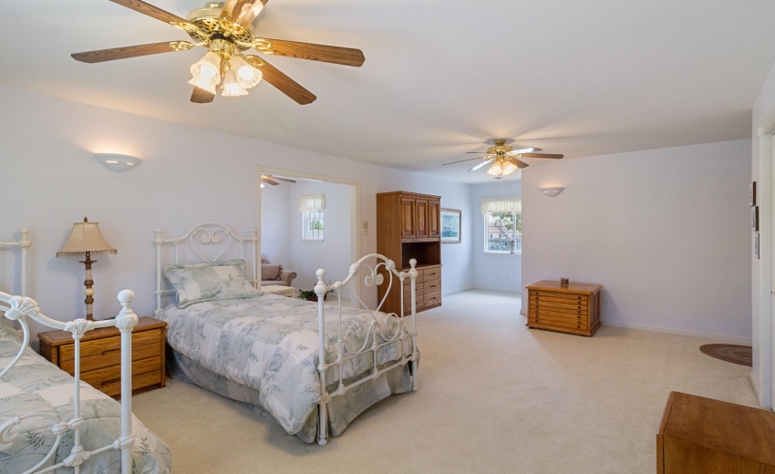 Upper Bedroom Suite