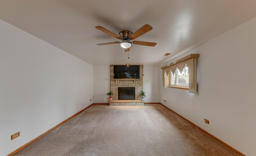 833 Campbell-17