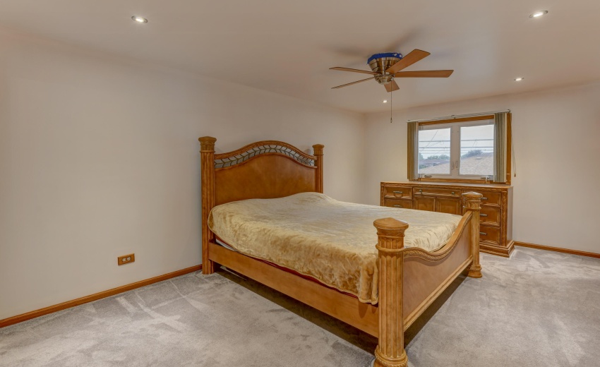 833 Campbell-14