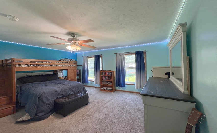 43Bed2