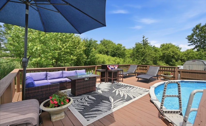 Pool Deck