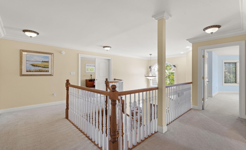855 Pingel Place