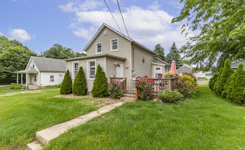 308 E Porter St-5