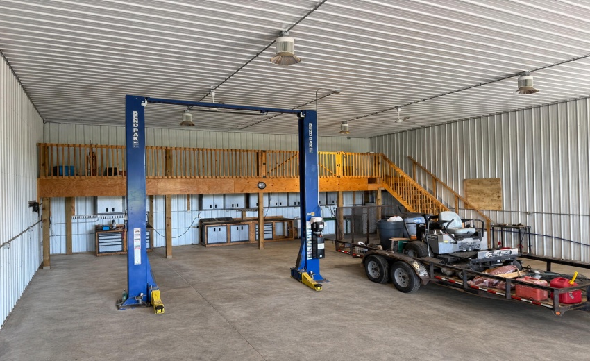 Division shop