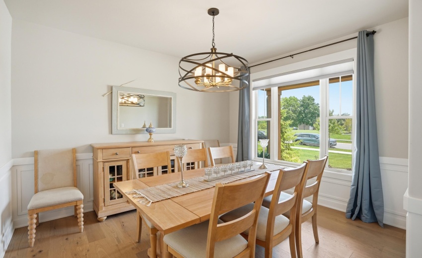 Formal Dining