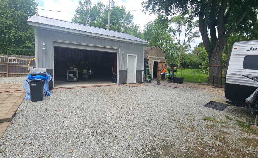 Garage 1