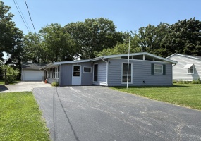 1401 Fairlane Drive, Valparaiso, Indiana, 3 Bedrooms Bedrooms, 7 Rooms Rooms,2 BathroomsBathrooms,Residential,For Sale,Fairlane,NRA841537