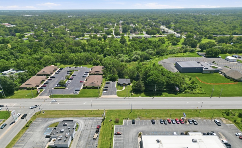 7553E37thAveHobart_002