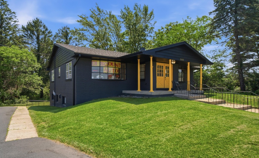7553E37thAveHobart-BASE_001