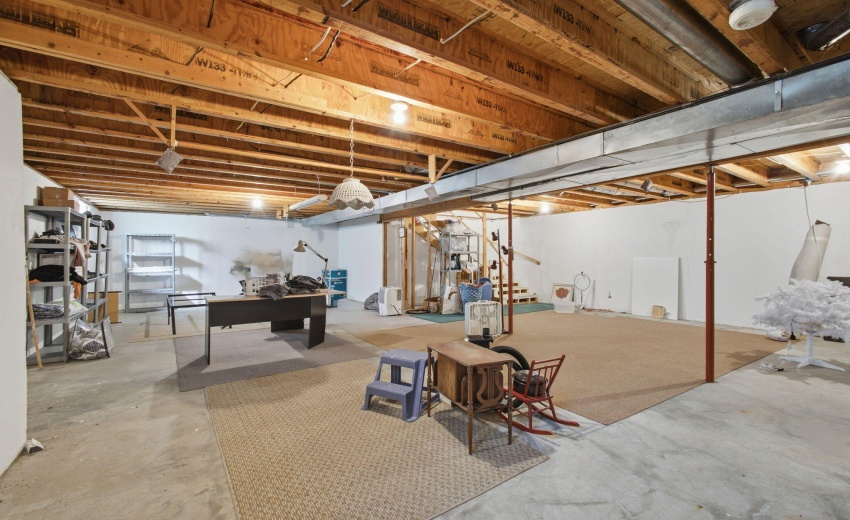 30-web-or-mls-IMG_3790_decluttered