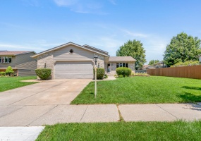 2994 Barberry Drive, Hobart, Indiana, 4 Bedrooms Bedrooms, 8 Rooms Rooms,2 BathroomsBathrooms,Residential,For Sale,Barberry,NRA841845 2994 Barberry Drive, Hobart, Indiana, 4 Bedrooms Bedrooms, 8 Rooms Rooms,2 BathroomsBathrooms,Residential,For Sale,Barberry,NRA841845