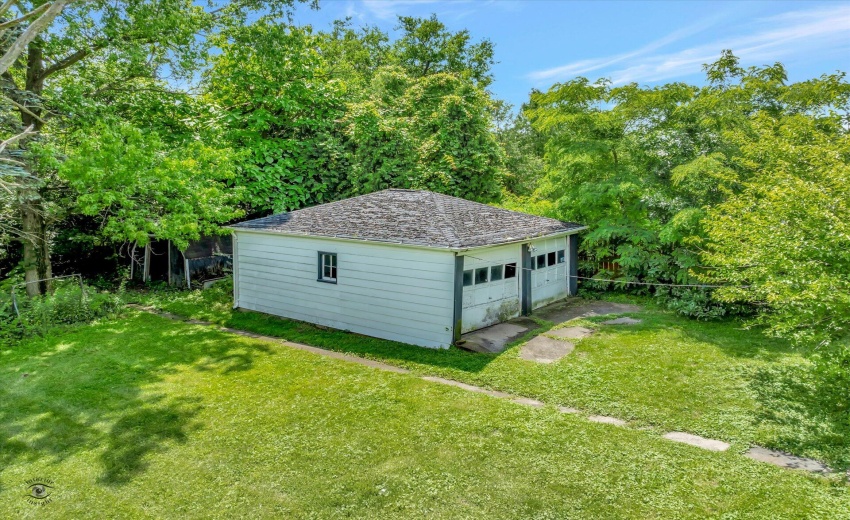 16-Aerial Garage