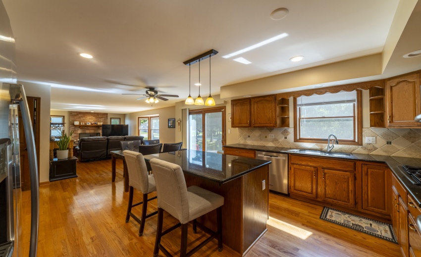 EKitchenGrand0022