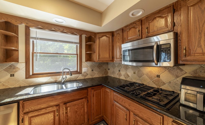 EKitchenGrand0023