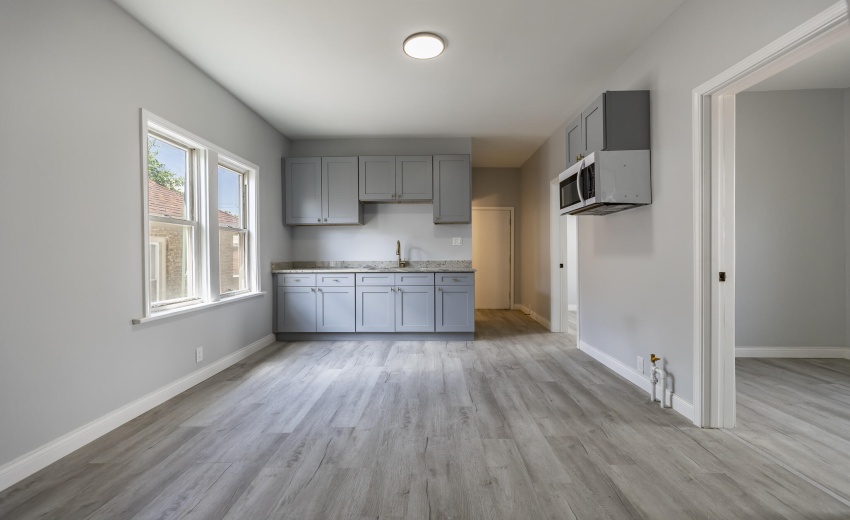 2604 Schrage Ave-21