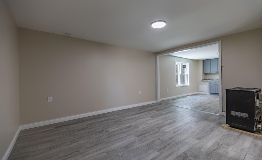 2604 Schrage Ave-7